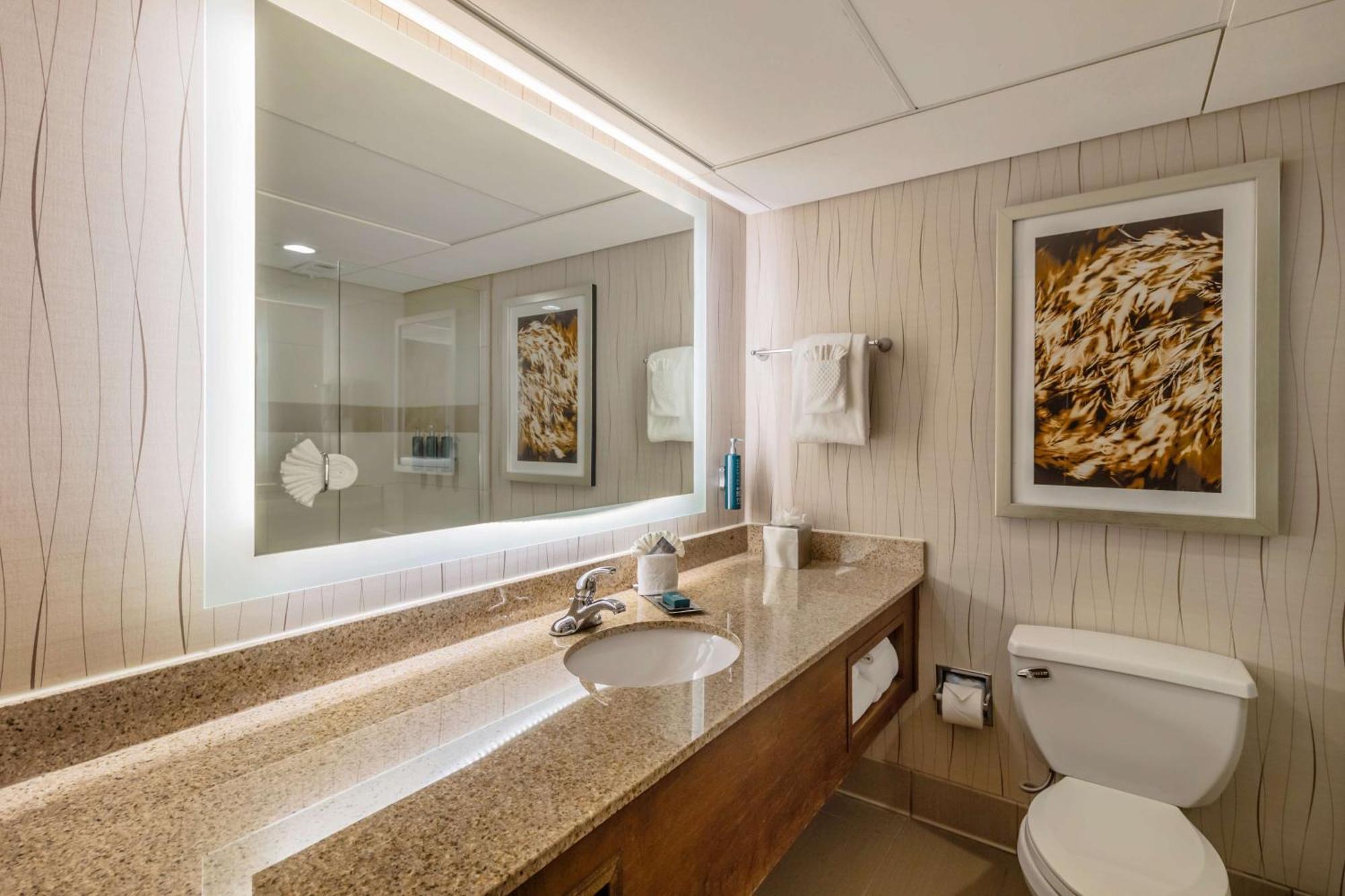 Doubletree By Hilton Lawrence Hotel Buitenkant foto