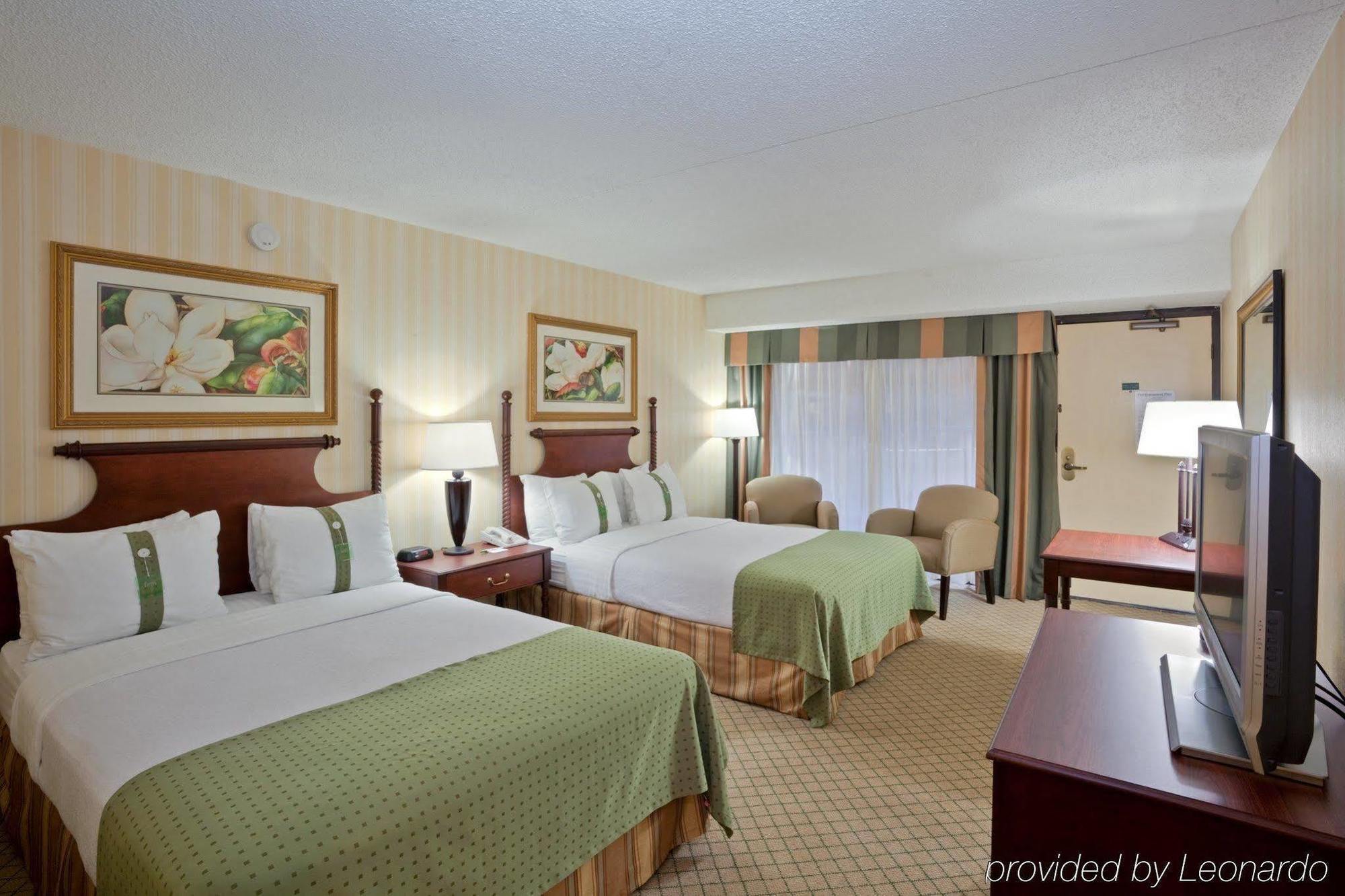 Doubletree By Hilton Lawrence Hotel Buitenkant foto